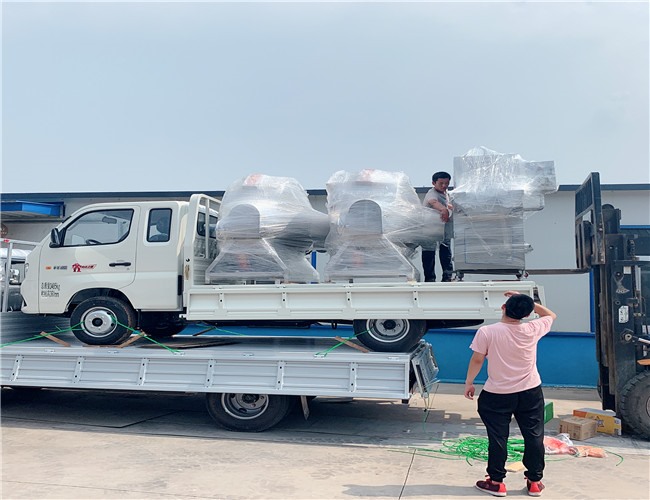 匯品600L可傾燃氣煮鍋2臺，牛肉專用鹽水注射機1臺發往陜西