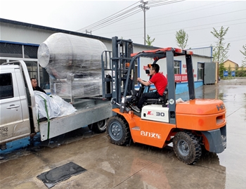 1200L變頻水冷泵真空滾揉機發往河北滄州