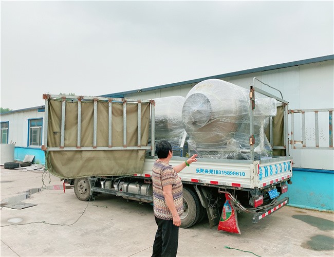 1200L真空滾揉機2臺發貨德州寧津